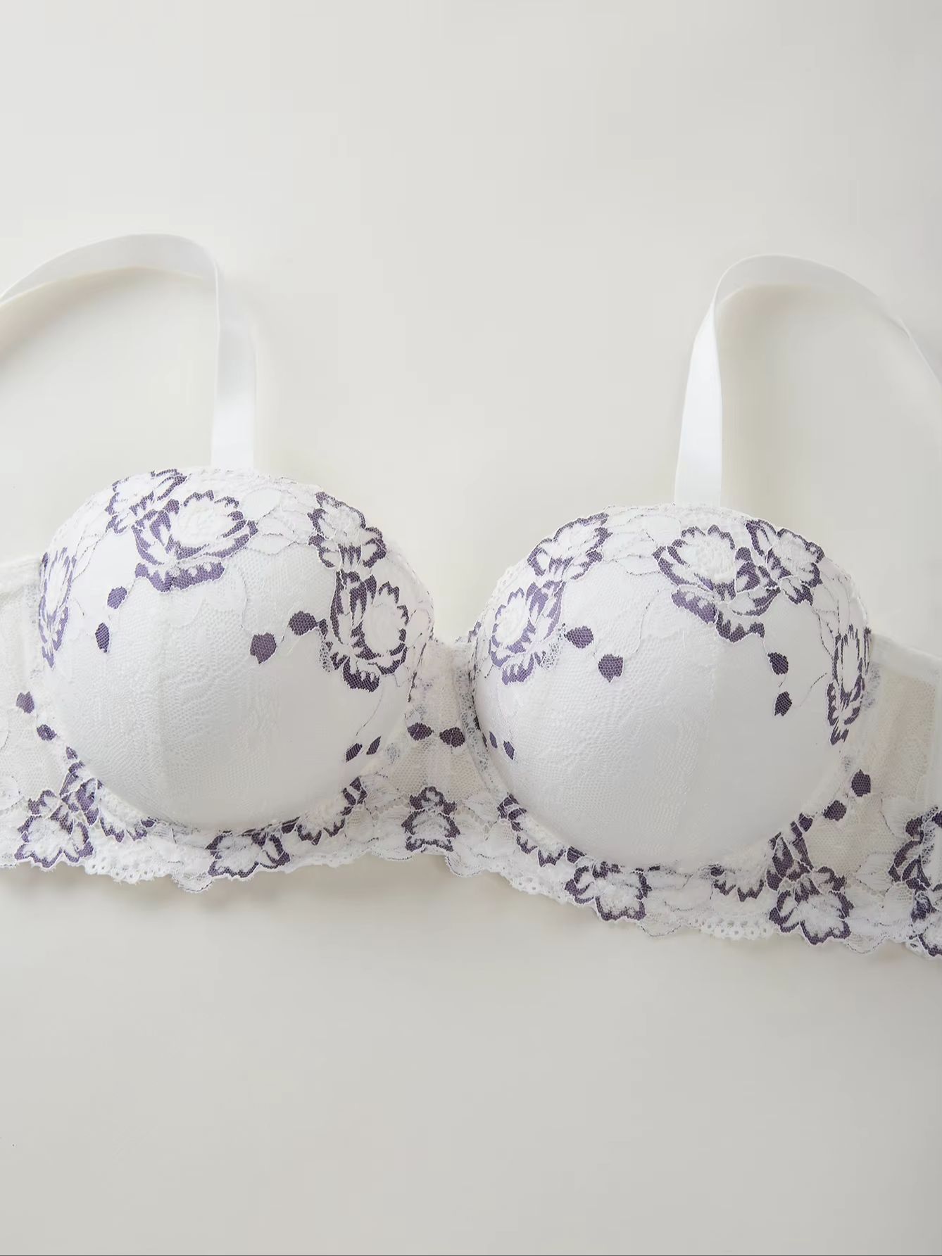 Plus Size Lace & Embroidery Wo - огляд і ціна Underwire Bra Padded